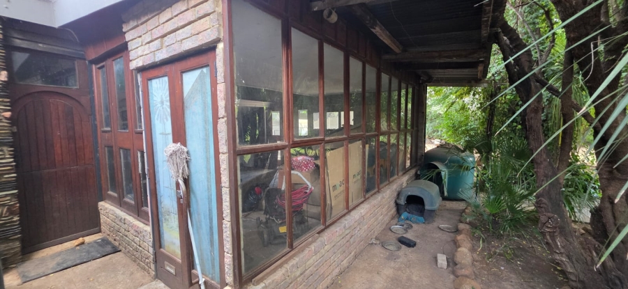 4 Bedroom Property for Sale in Songloed North West